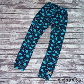 Mik, Miku, Mik, Miku, Mikuláš, přišel s čertem na koláč 🎅👹👼 Dino tepláky pro Štěpu k Mikuláši 🦖🦕🎁 #mikulas2025 #baggy...